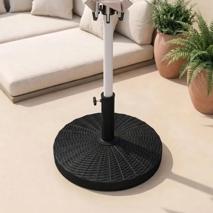 Base rotonda 53cm per ombrellone con palo centrale 25 kg in resina nera Titan