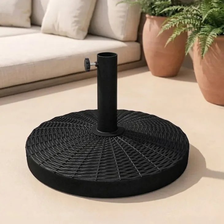 Base rotonda 53cm per ombrellone con palo centrale 25 kg in resina nera Titan