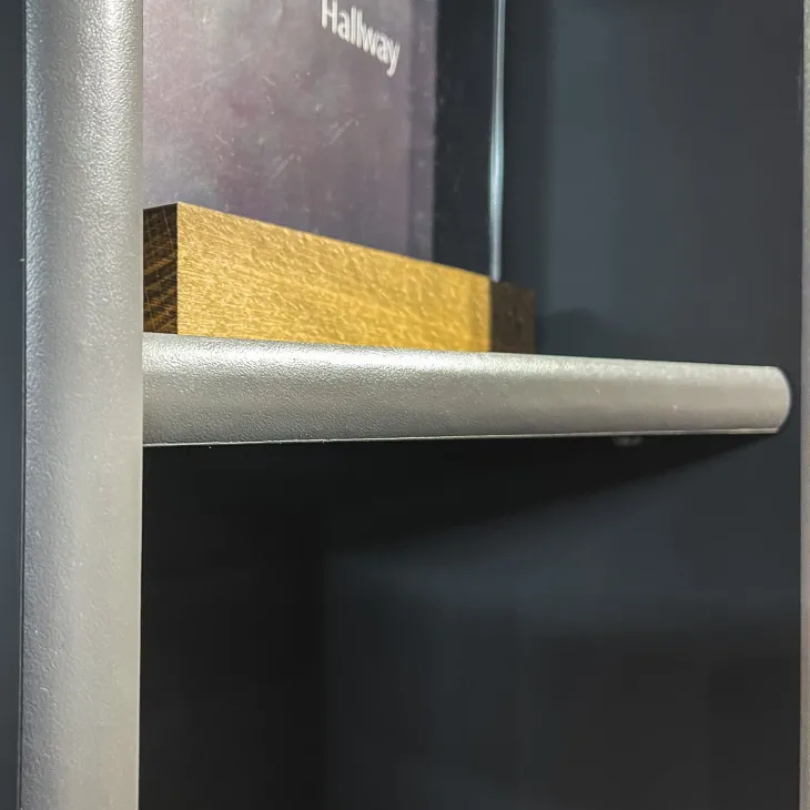 Colonna con libreria 30x203h cm stampa a righe rovere rustico antracite California Gihome®