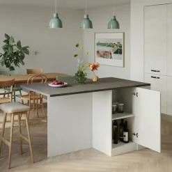 Isola cucina centrale 160x90cm 2 ante e vani bianco laccato con piano grigio effetto pietra Gourmet