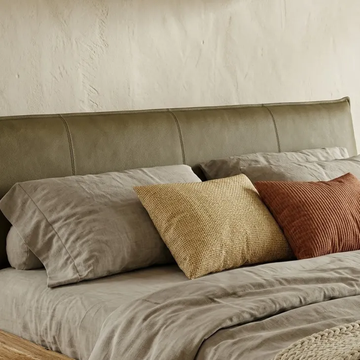 Letto alla francese 140x200cm testiera imbottita piedi in vetro legno massello rovere tortora Resilia