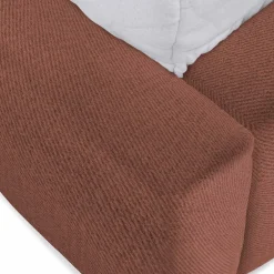 Letto oversize 180x200cm con rete contenitore imbottito rosso mattone Aluna