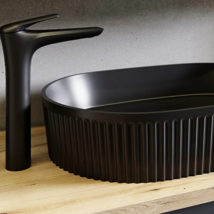 Miscelatore alto per lavabo bagno ottone nero Becco