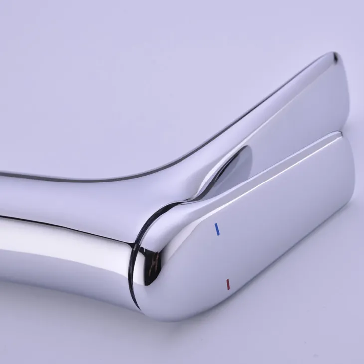 Miscelatore per lavabo bagno ottone cromato Becco