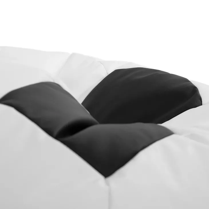 Pouf poltrona sacco palla da calcio ecopelle bianco nero Lionel