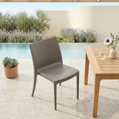 Sedia da giardino impilabile in polipropilene tortora Olbia