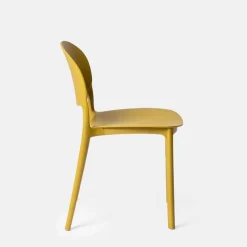 Sedia da pranzo impilabile in polipropilene giallo senape Pixel