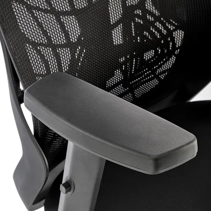 Sedia gaming con ruote regolabile in tessuto nero Riccardi