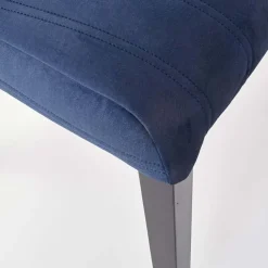 Sedia sala da pranzo imbottita in velluto blu Soledad