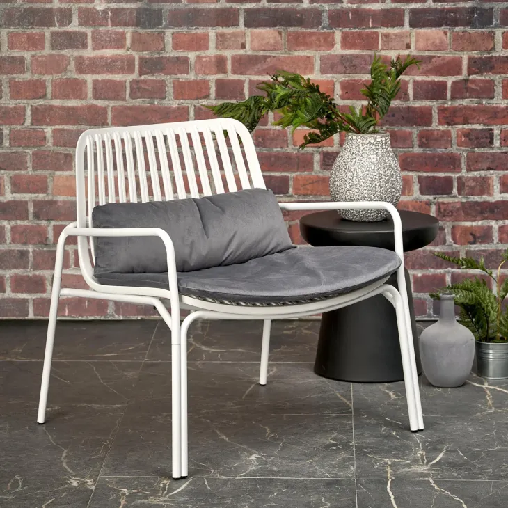 Set 6 poltrone da giardino in acciaio bianco con cuscino grigio Berta