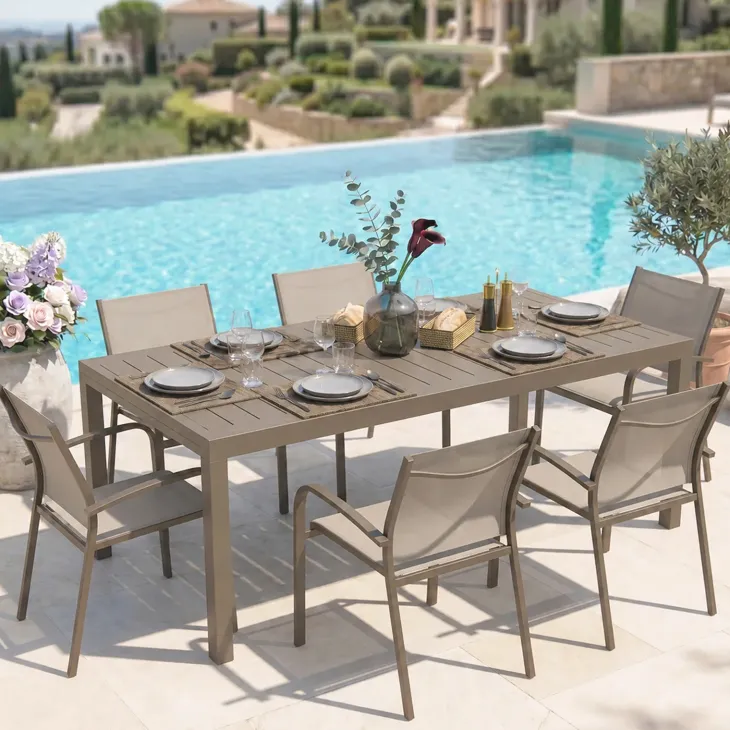 Set tavolo da giardino allungabile 200/300cm tortora + 6 sedie con braccioli tondi tortora Brezza