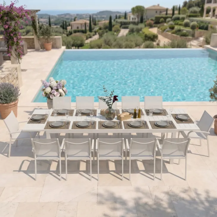 Set tavolo da giardino allungabile 200/300cm bianco + 4 sedie con braccioli tondi bianco Brezza