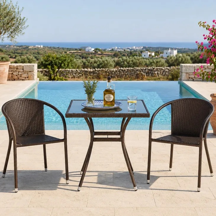 Set tavolo in vetro 70x70cm + 2 sedie da giardino in rattan marrone Cubby
