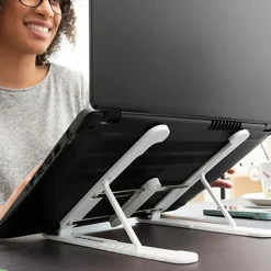 Supporto Pieghevole e Regolabile per PC Portatile Smart